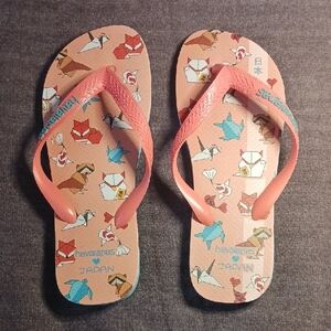 Havaianas Peach Origami Print Flip Flops
